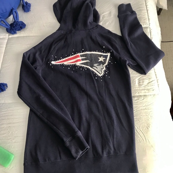 PINK NFL NEW ENGLAND PATRIOTS HOODIE - Picture 2 of 6